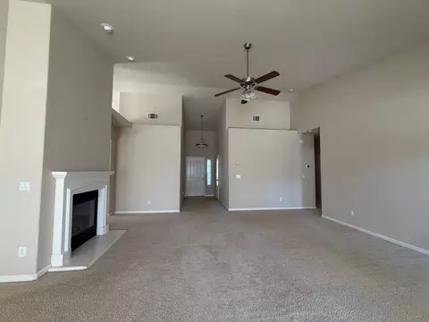 Living - 548 W Serena Ave, Clovis, CA 93619 photo 2 of 6