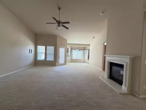 Living - 548 W Serena Ave, Clovis, CA 93619 photo 6 of 6