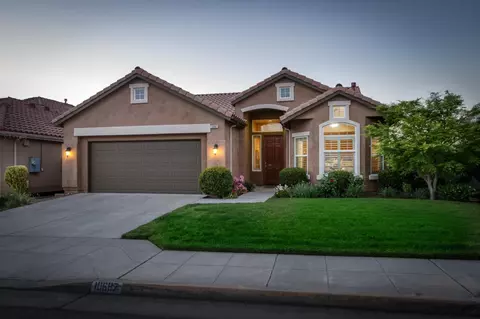 10687 N Tea Party Ln, Fresno, CA 93730