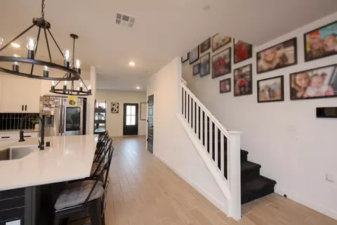 Entry Way - 1280 Bloom Ave, Clovis, CA 93619 photo 4 of 5