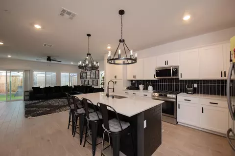 Kitchen - 1280 Bloom Ave, Clovis, CA 93619 photo 1 of 3