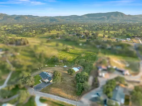 View/Area - 22452 Goldrush Ln, Clovis, CA 93619 photo 1 of 6