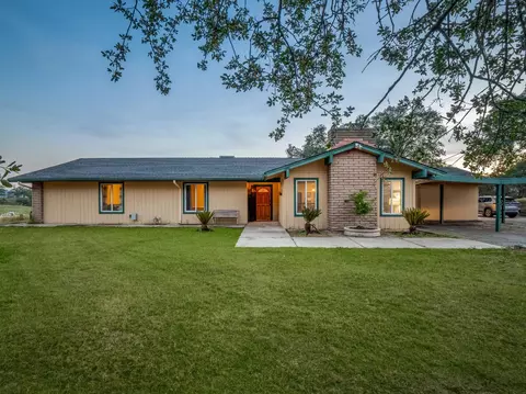 Exterior - 22452 Goldrush Ln, Clovis, CA 93619 photo 2 of 7