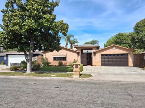 4550 N Holt Ave, Fresno, CA 93705