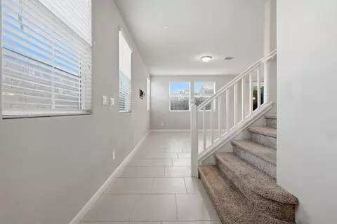 Entry Way - 1515 Zenith, Clovis, CA 93619 photo 1 of 7