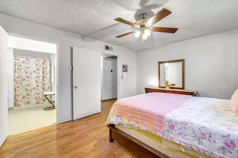 Bedroom - 1488 Whittier Ave, Clovis, CA 93611 photo 2 of 8