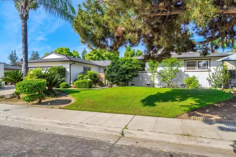 Exterior - 1488 Whittier Ave, Clovis, CA 93611 photo 2 of 9