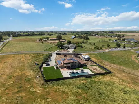 View/Area - 17703 El Camino Rd, Madera, CA 93636 photo 4 of 18