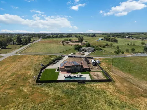 View/Area - 17703 El Camino Rd, Madera, CA 93636 photo 17 of 18