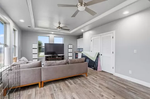 Entry Way - 17703 El Camino Rd, Madera, CA 93636 photo 2 of 4