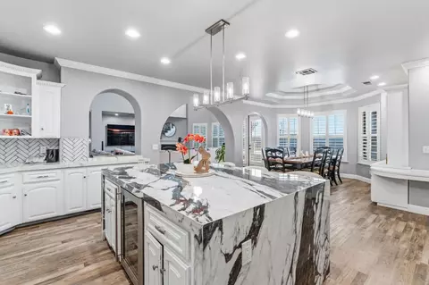 Kitchen - 17703 El Camino Rd, Madera, CA 93636 photo 3 of 5