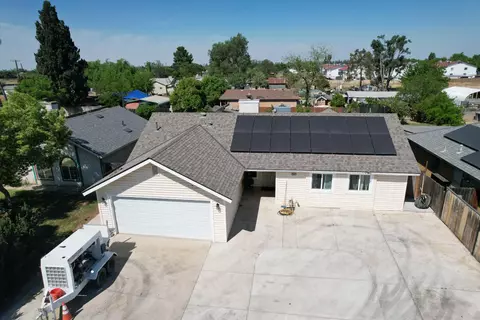 2662 Yerba St, Selma, CA 93662