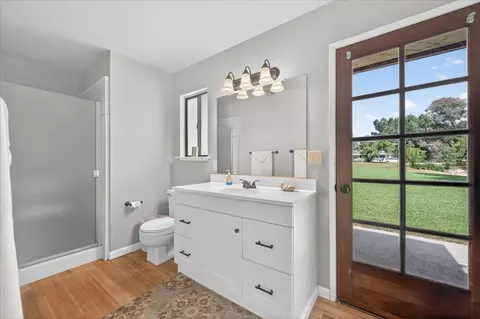 Bath - 11640 E Sierra Ave, Clovis, CA 93619 photo 1 of 7