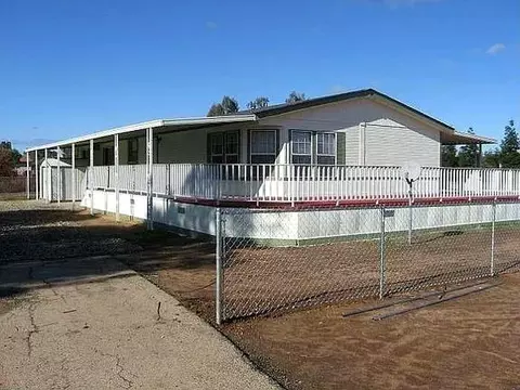 Exterior - 11640 E Sierra Ave, Clovis, CA 93619 photo 9 of 9