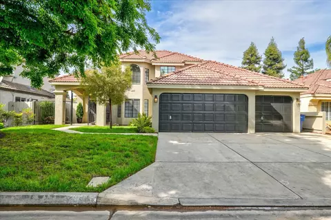 3668 W Ellery Ave, Fresno, CA 93711