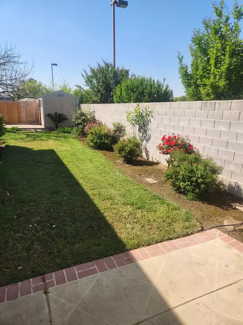 Exterior - 2684 Armstrong Ave, Clovis, CA 93611 photo 7 of 9