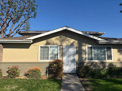 Exterior - 2231 Sylmar Ave #1, Clovis, CA 93612 photo 5 of 6