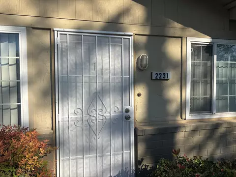 Exterior - 2231 Sylmar Ave #1, Clovis, CA 93612 photo 6 of 6