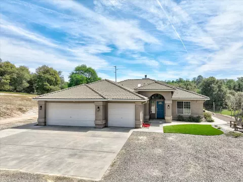 47482 Veater Ranch Rd, Coarsegold, CA 93614