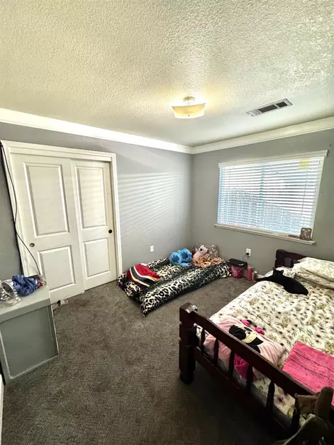 Bedroom - 3237 Whittier Ave, Clovis, CA 93611 photo 2 of 4