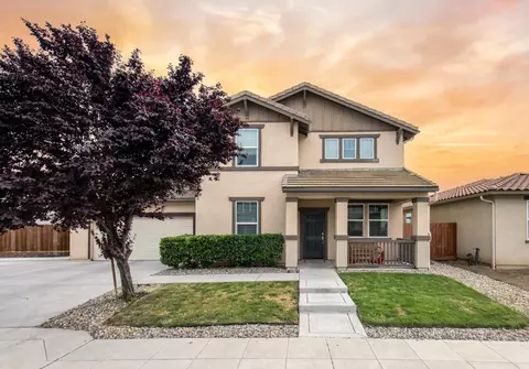 7407 E Vassar Ave, Fresno, CA 93737