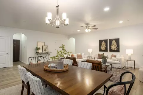 Dining - 1476 Crimson Way, Dinuba, CA 93618 photo 2 of 2