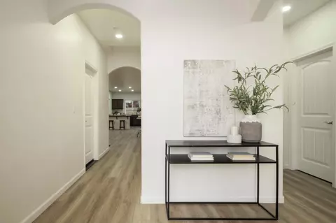 Entry Way - 1476 Crimson Way, Dinuba, CA 93618 photo 1 of 3