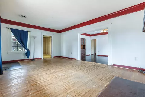 Living - 3153 E Kerckhoff Ave, Fresno, CA 93702 photo 3 of 7