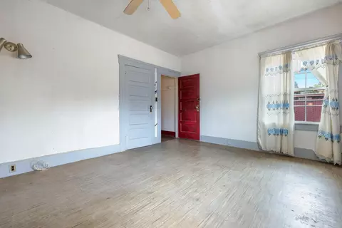 Bedroom - 3153 E Kerckhoff Ave, Fresno, CA 93702 photo 6 of 6