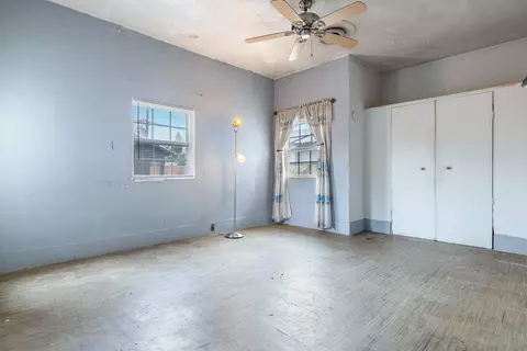 Bedroom - 3153 E Kerckhoff Ave, Fresno, CA 93702 photo 5 of 6