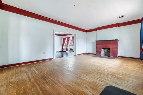 Living - 3153 E Kerckhoff Ave, Fresno, CA 93702 photo 1 of 7