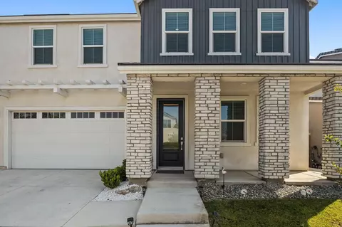 Exterior - 153 Boulder Dr S, Madera, CA 93636 photo 2 of 4