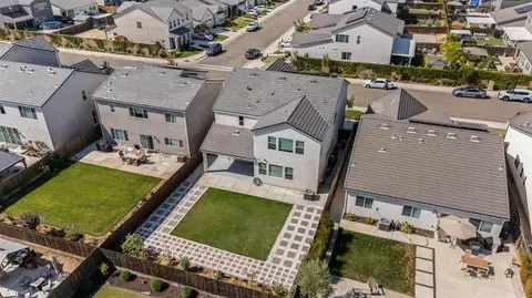 View/Area - 153 Boulder Dr S, Madera, CA 93636 photo 3 of 5