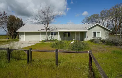 Exterior - 37491 Verde Ave, Madera, CA 93636 photo 12 of 24