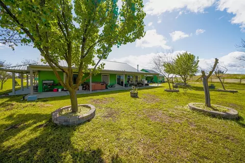 Exterior - 37491 Verde Ave, Madera, CA 93636 photo 6 of 24