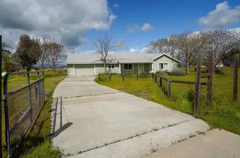Exterior - 37491 Verde Ave, Madera, CA 93636 photo 11 of 24