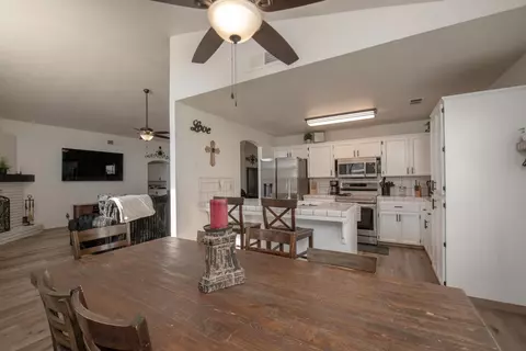 Other - 701 Mcarthur Ave, Clovis, CA 93611 photo 4 of 11