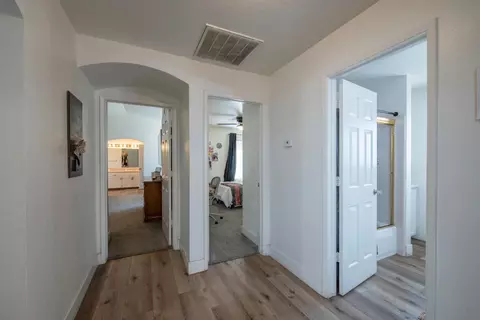 Entry Way - 701 Mcarthur Ave, Clovis, CA 93611 photo 3 of 4