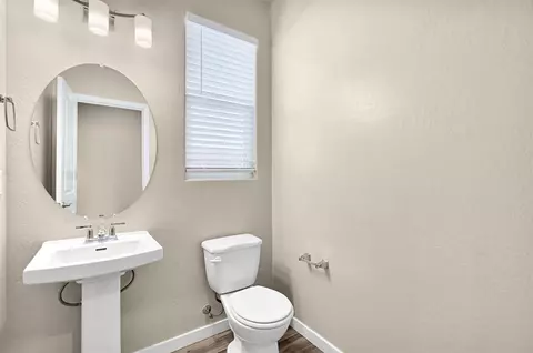Bath - 3875 Roberts Ave, Clovis, CA 93619 photo 1 of 3