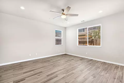 Living - 3875 Roberts Ave, Clovis, CA 93619 photo 3 of 5