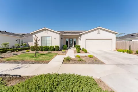 3811 N Santa Fe St, Visalia, CA 93292