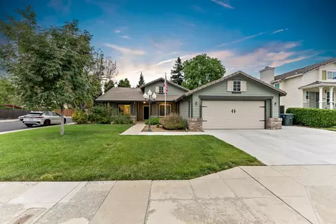 2703 Mitchell, Clovis, CA 93611