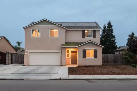 Exterior - 1945 E Gum Ave, Reedley, CA 93654 photo 2 of 6