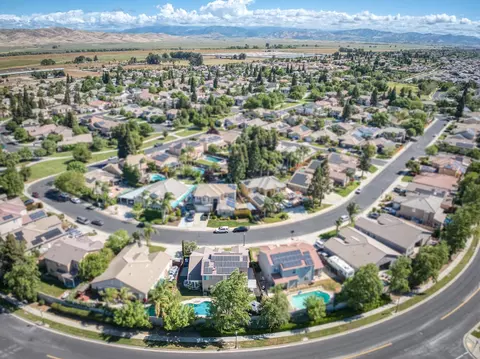 View/Area - 1736 N Holly Ave, Clovis, CA 93619 photo 5 of 7