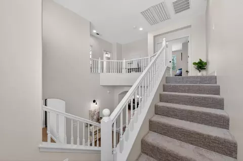 Entry Way - 1736 N Holly Ave, Clovis, CA 93619 photo 3 of 4