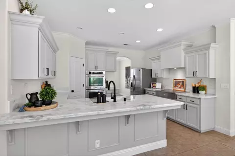 Kitchen - 1736 N Holly Ave, Clovis, CA 93619 photo 2 of 5