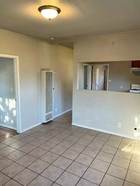 325 N 7th St, Fowler, CA 93625 photo 3