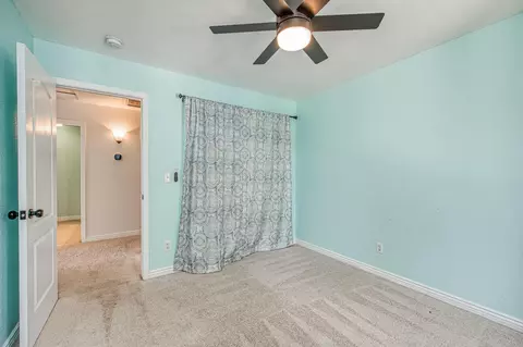 Bedroom - 1323 Oak Ave, Clovis, CA 93611 photo 2 of 6