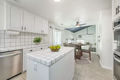 Kitchen - 1323 Oak Ave, Clovis, CA 93611 photo 5 of 5