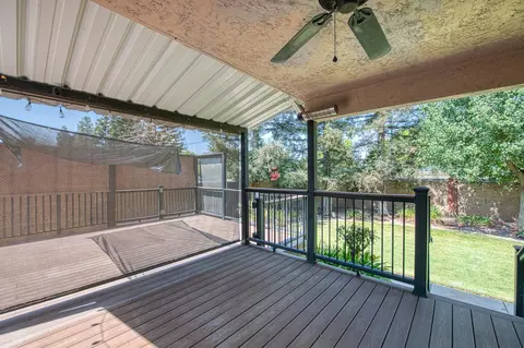 Exterior - 1323 Oak Ave, Clovis, CA 93611 photo 11 of 18
